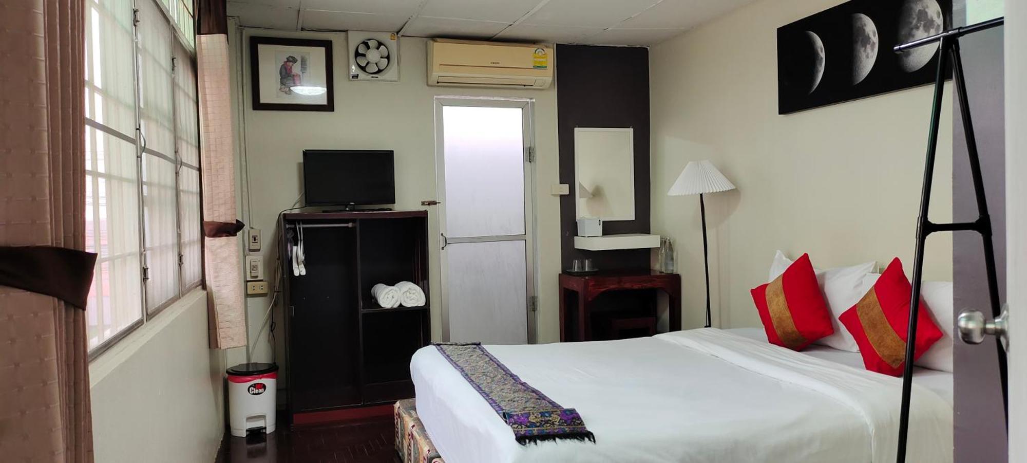 Born Guest House Csiangmaj Kültér fotó